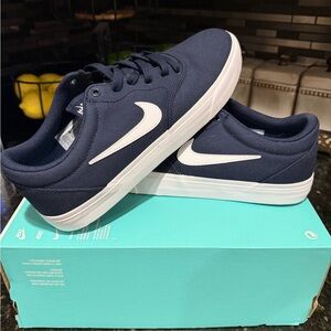Nike SB Dark Blue Skate Shoes